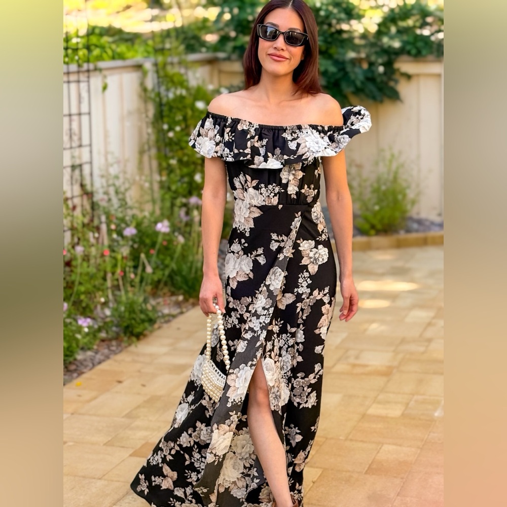 🎉HP🎉 Off The Shoulder Slit Floral Maxi Dress - Picture 14 of 16